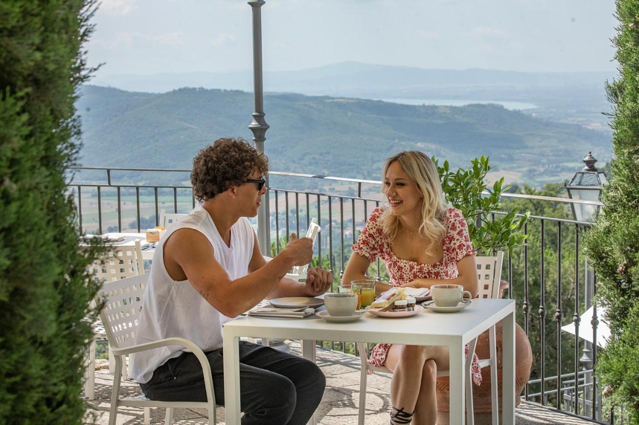 Locanda Agli Amici Кортона Екстер'єр фото
